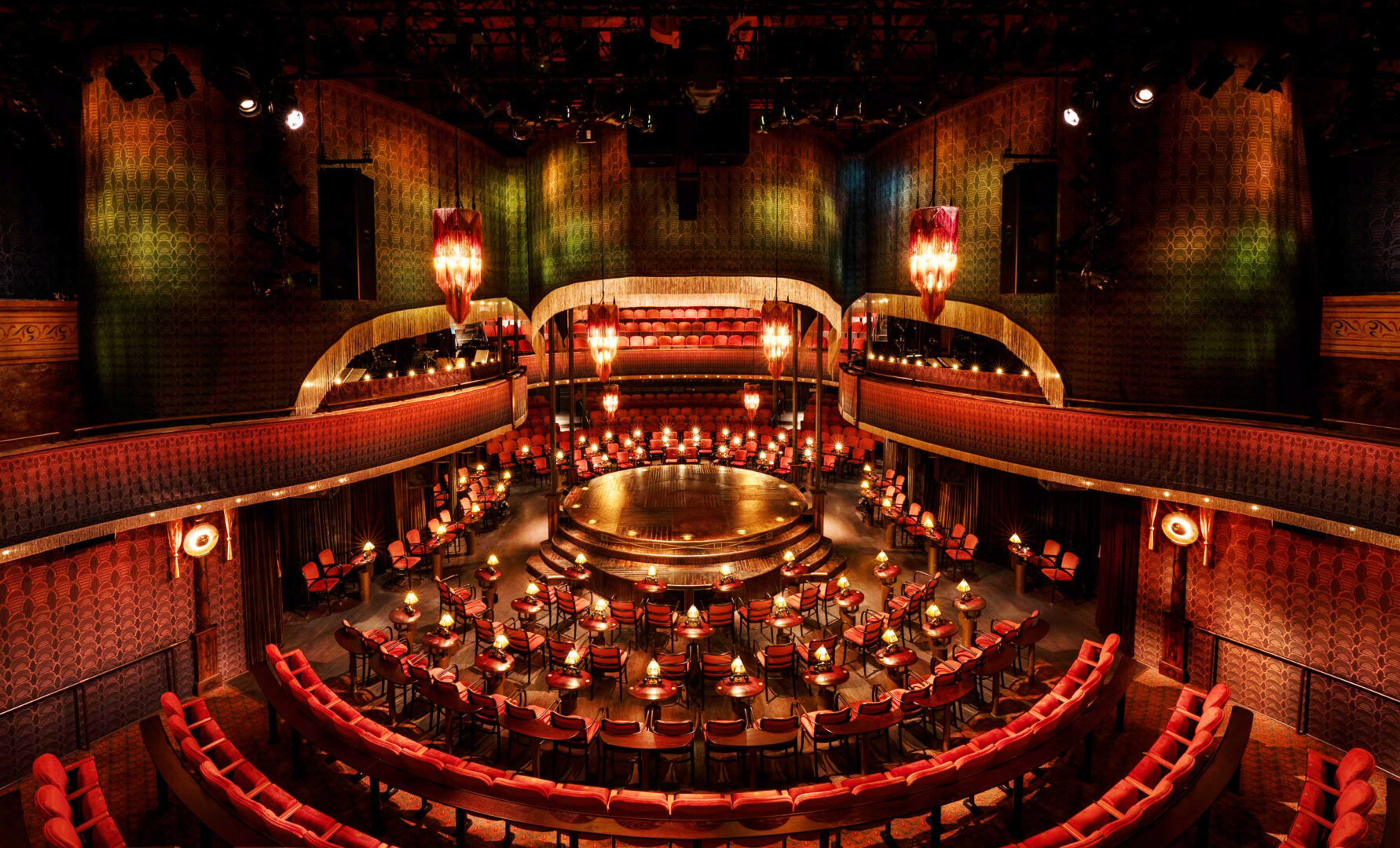 cabaret-at-the-kit-kat-club-kostow-greenwood